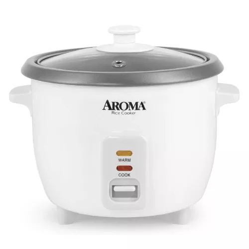 This versatile 1.5-quart cooker features an automatic keep-warm function